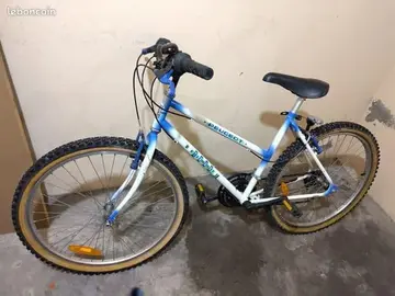 Vélo VTT ado 13-14 ans