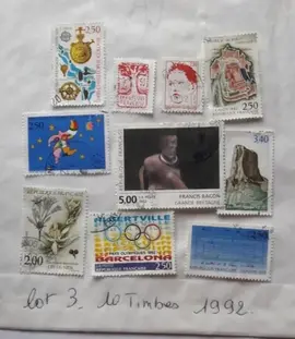 Timbres - lot 3 - 10 timbres 1992