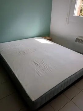 SOMMIER + MATELAS 160 x 200