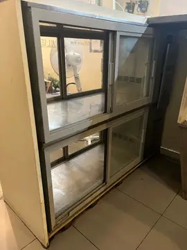 vitrines à gâteaux à réparer