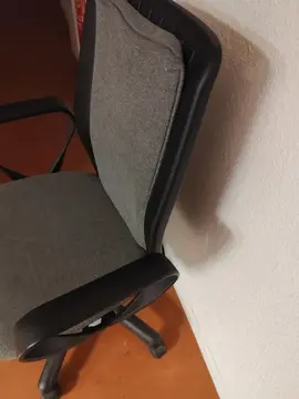 fauteuil à roulettes