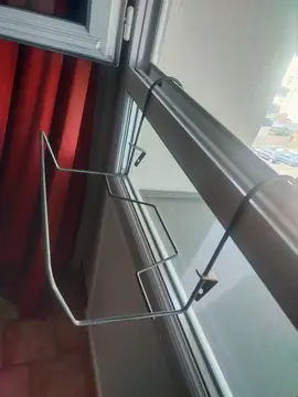 4 porte jardinières de balcon