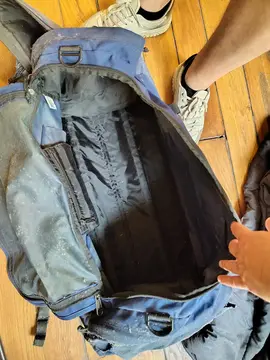 Valise Eastpak à roulettes (à nettoyer)
