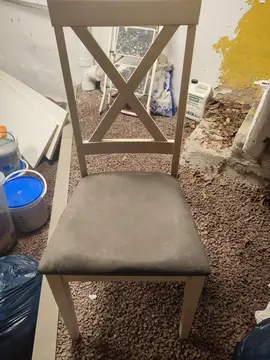 4 chaises