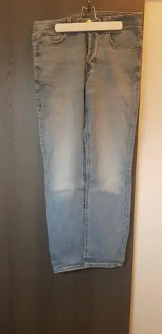 Jean taille 42