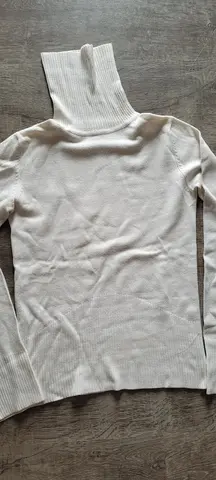 pull col roulé blanc