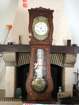ancienne horloge comtoise