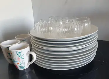 assiette plates blanches