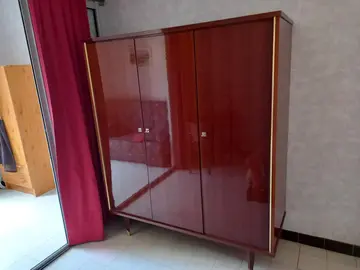 Armoire