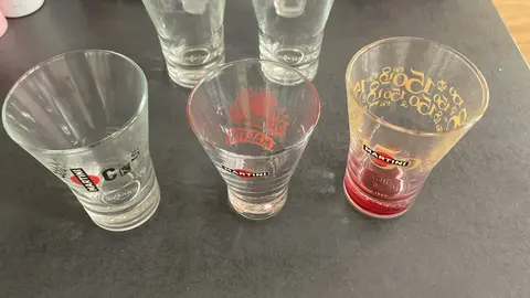9 verres à Martini