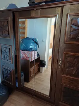 armoire rustique