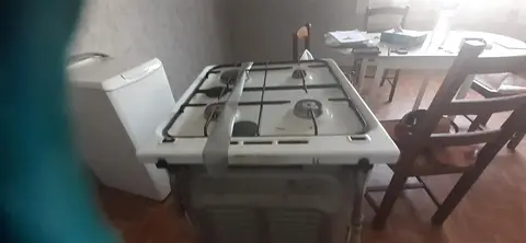gaziniere et machine à laver