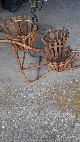 porte pots en rotin