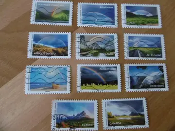 Série 12 timbres Arc en ciel 2023