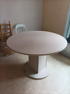 Table ronde avec sa rallonge