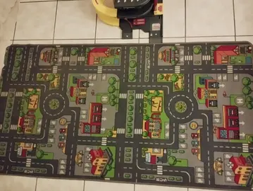 tapis de jeu + garage majorette