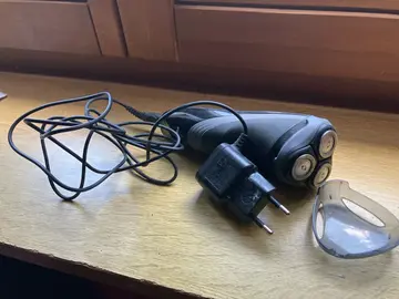 Rasoir électrique Philips trois têtes