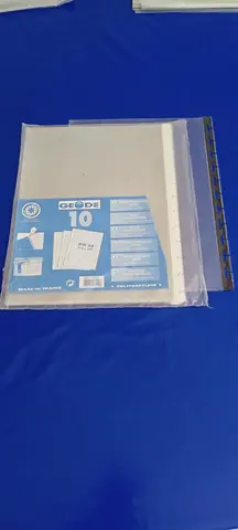 Pochette plastique perforées