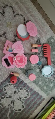 Lot maquillage en bois 💄
