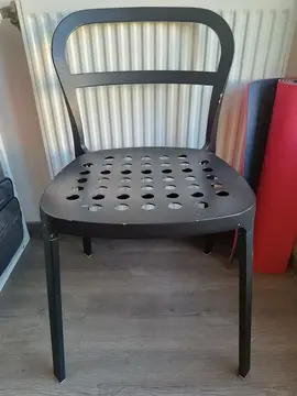 lot de deux chaises en metal ikea