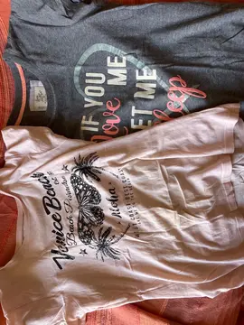 2 haut de pyjama 38/40