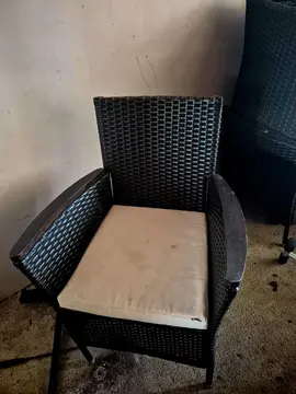lot 8 chaises extérieures