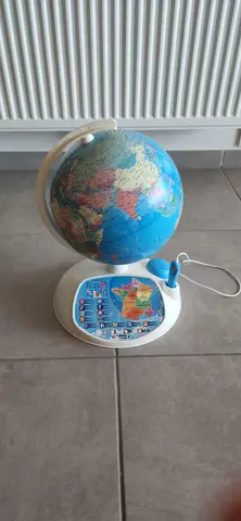 Globe interactif
