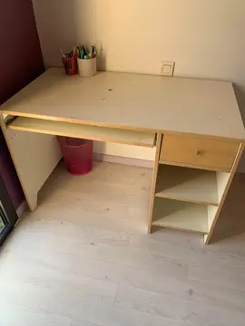 bureau adolescent