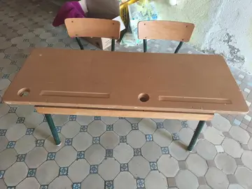 vieux bureau d'écolier