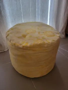 pouf jaune