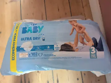 Couche ultrababy Carrefour taille 3