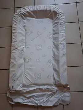 matelas à langer bébé
