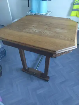 Table en bois
