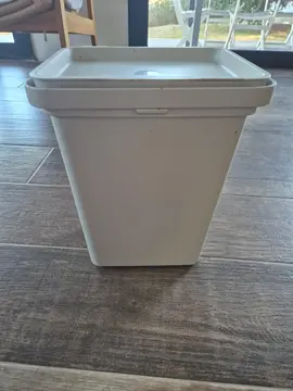 petite poubelle