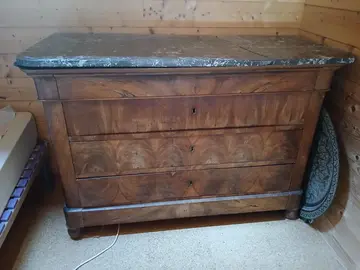Commode