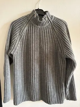 pull gris