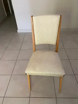 lot de 6 chaises pieds bois revêtement simili cuir très confortable