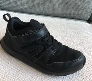 baskets noires T 39