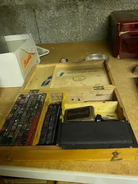 ancien matériel d'imprimerie typographique