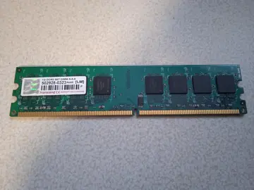 Barrette mémoire 1 G Transcend DDR2