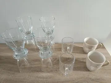 Lot verres et tasses