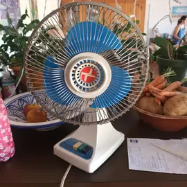 ventilateur cassé années 90 à réparer