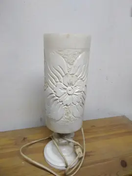 Lampe en albâtre