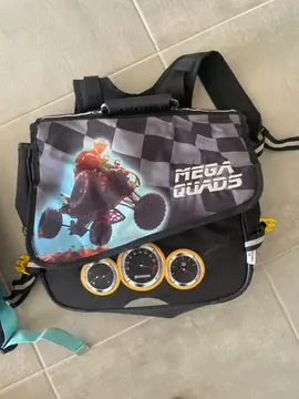 cartable mega quads