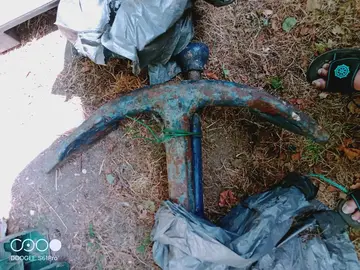ancre de bateau ancienne encre à Jard poids 80 kg à restaurer restaurer