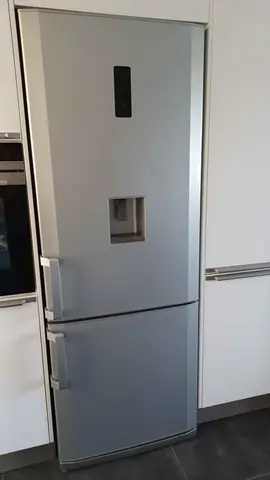 Refrigerateur congelateur