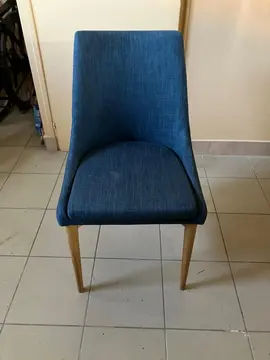 LOT DE 7 CHAISES