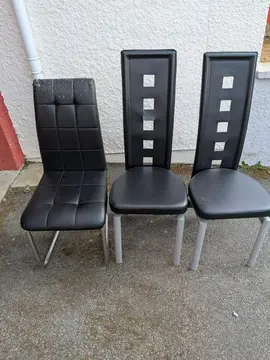 CHAISES