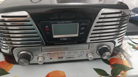 tourne disque cd