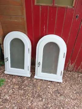 fenêtres cintrés en bois